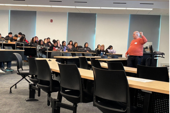 Students shadowing robotics course