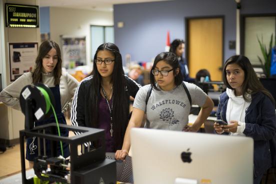 RCP and SSU students exploring the Makers Space in the Schulz Library