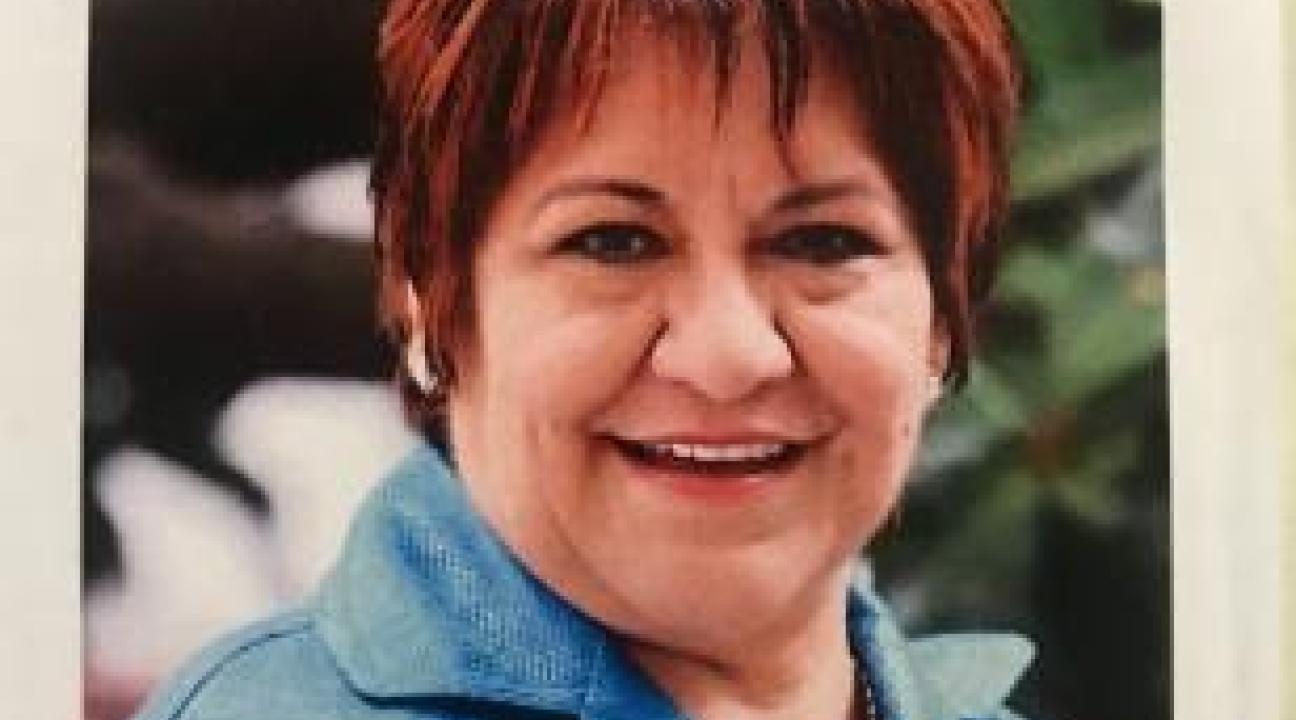 Dr. Elisa Velásquez-Andrade
