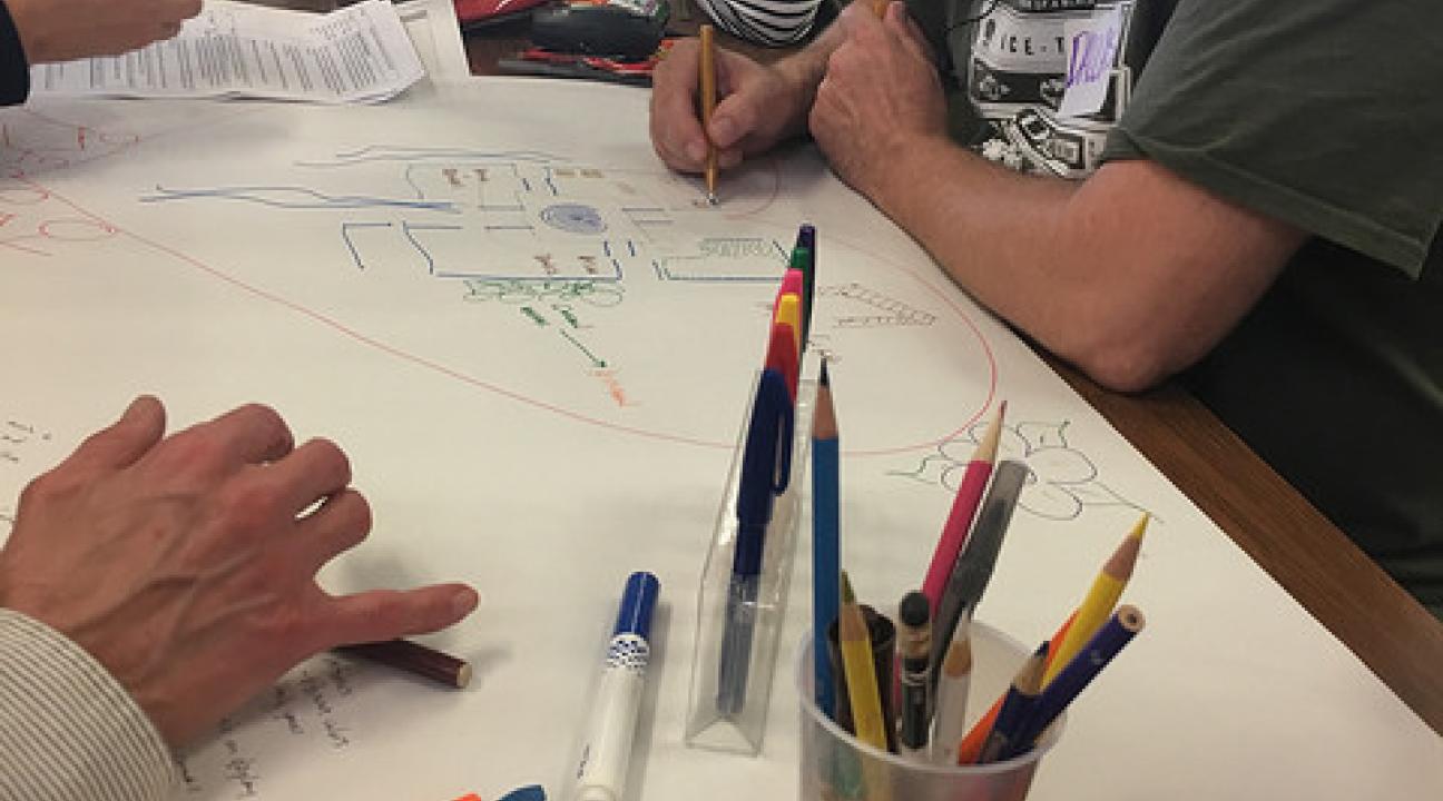 Drawing ideas for La Plaza with snacks and good company