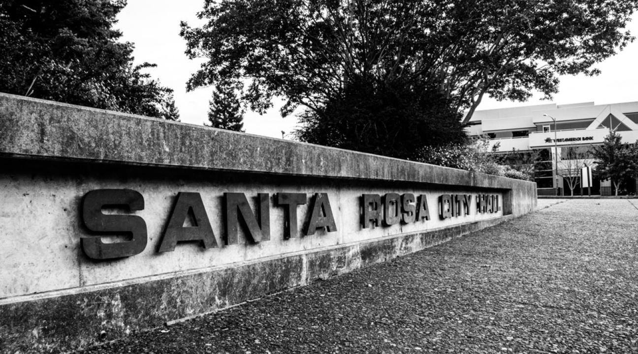 Black and white sign of Santa Rosa City Hall