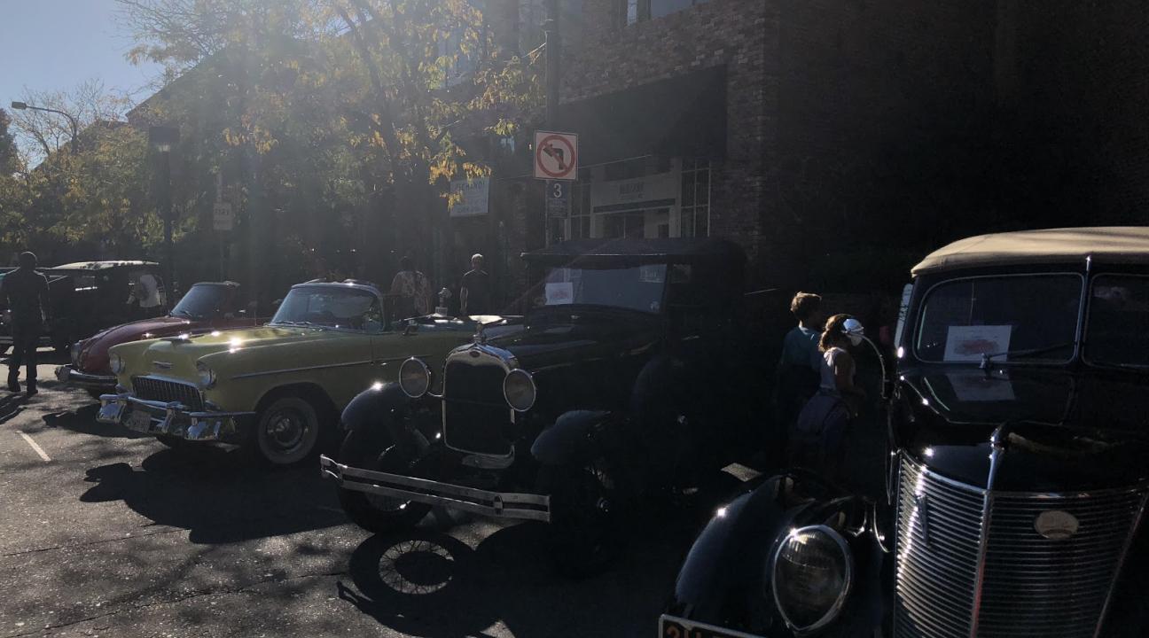 Vintage Cars at a Santa Rosa car show