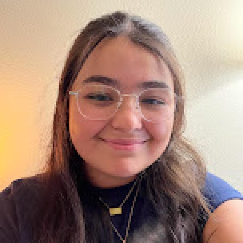Vanessa Mendoza smiling at the camera Vanessa Mendoza