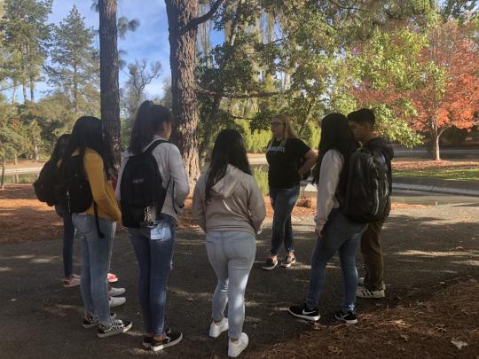 RUP students walking around campus on Discovery Day