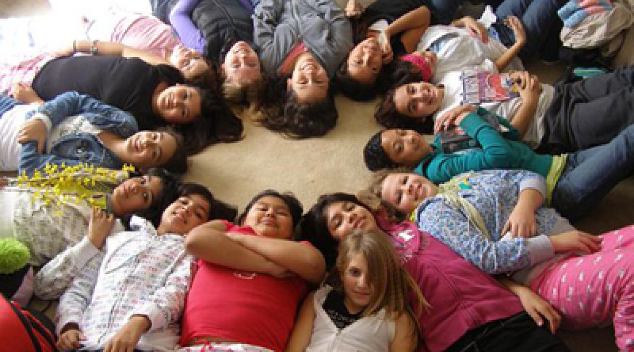 Circle sisters