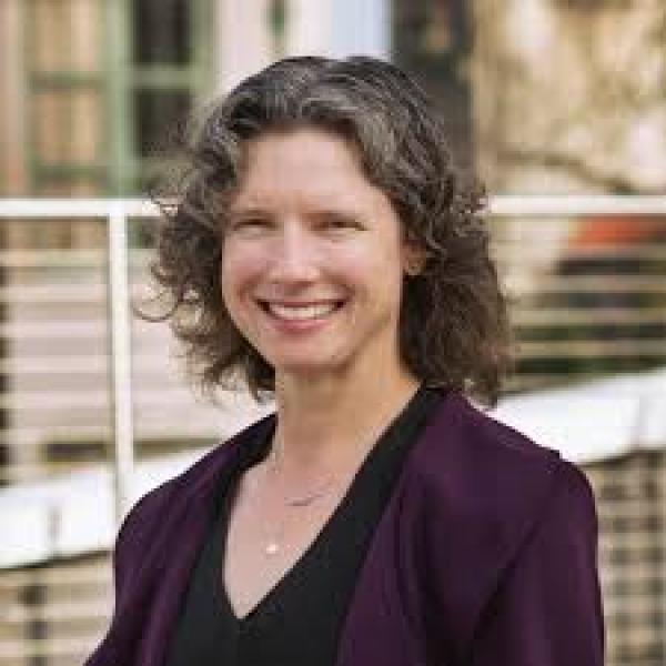 Lisa Vollendorf headshot
